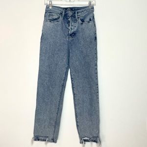Hollister High Waisted Straight Leg Jeans- Size: 26